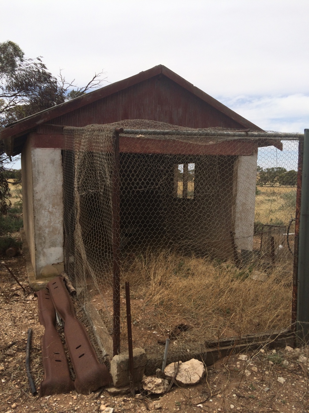 The last owners used this as a chook shed. I'm not sure what it was originally, but there are other foundations around. It might've been part of an original house.